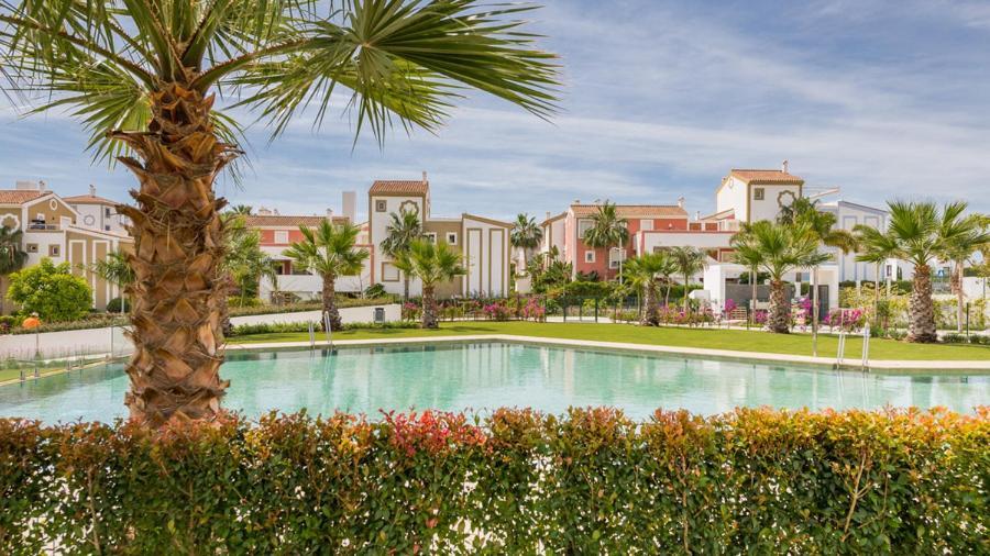 אסטפונה Cortijo Del Mar Resort מראה חיצוני תמונה