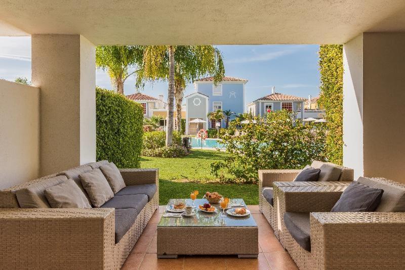 אסטפונה Cortijo Del Mar Resort חדר תמונה